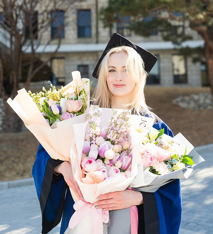 Alumni Scholarship