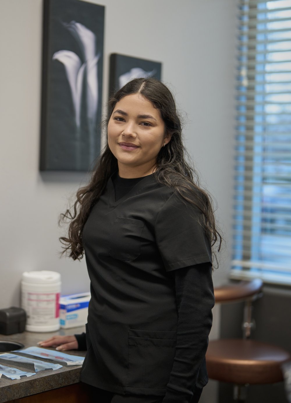 Denisse - Dental Assistant